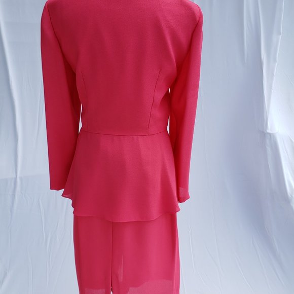 Vintage hot pink crepe suit - Picture 8 of 8